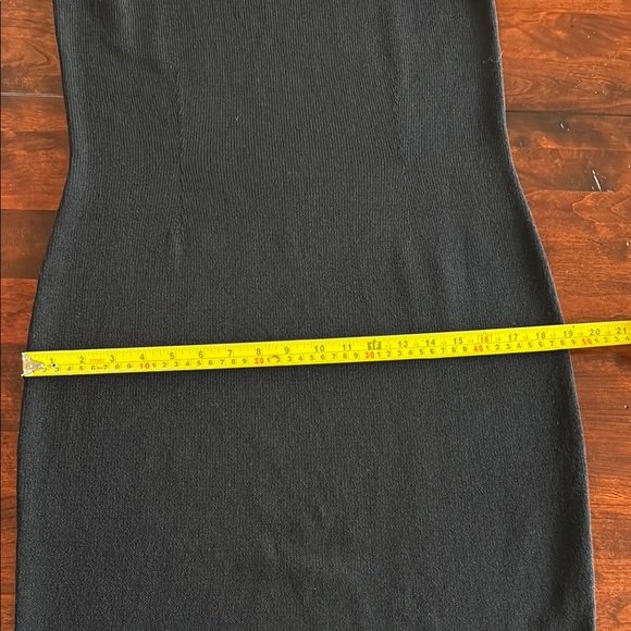 St John knit, excellent condition, great capsule wardrobe piece. - Picture 4 of 9